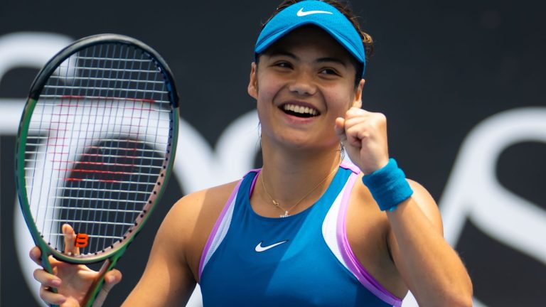 🎾  Emma Raducanu Plans Academic Pursuits Amid Tennis Career